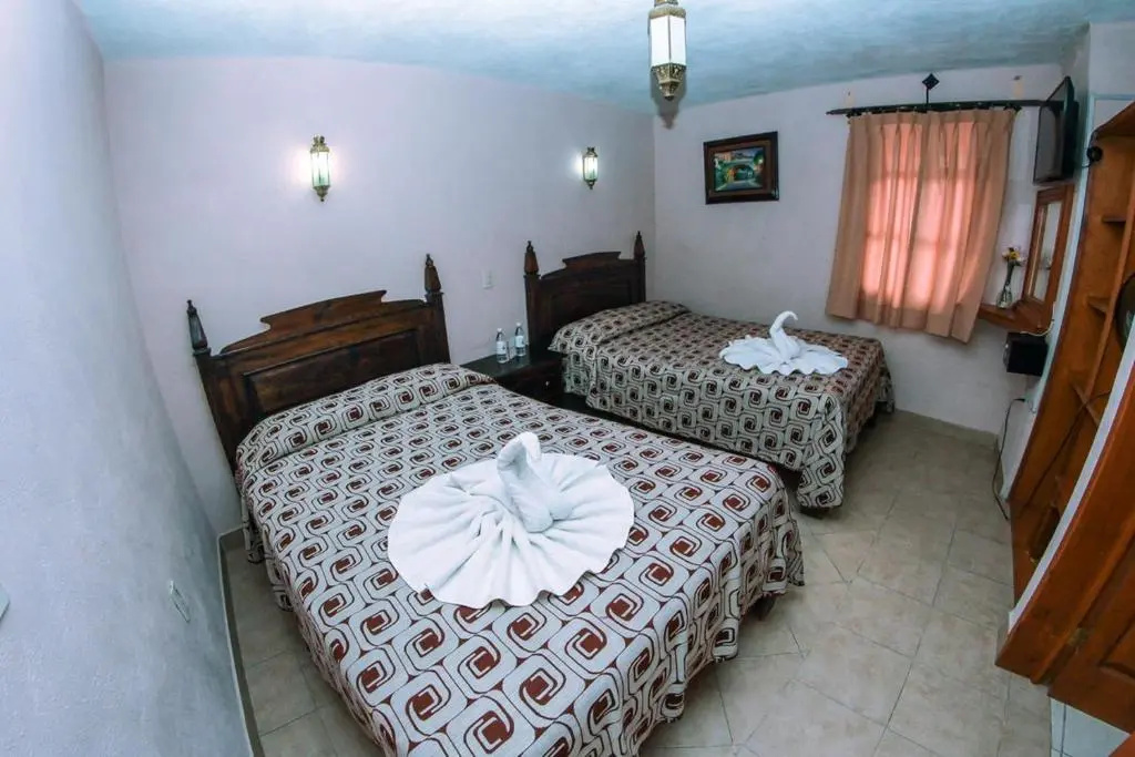 Hotel Plaza Baratillo - Chambres