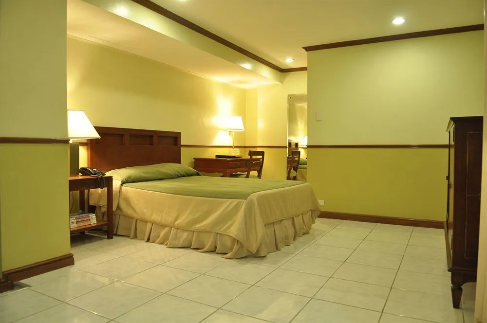 Garden Plaza Suites