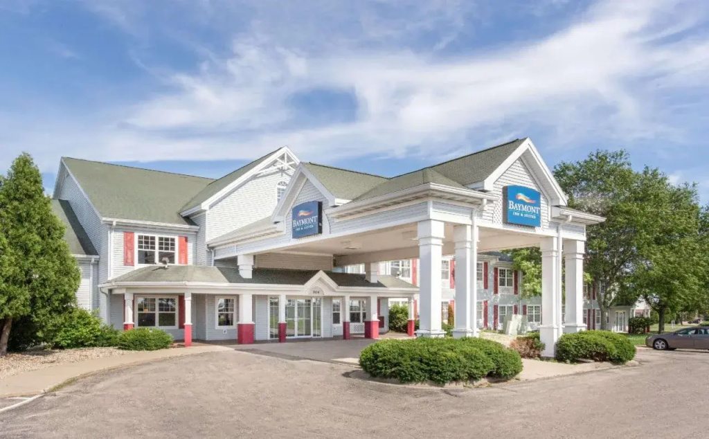 Country Inn & Suites By Carlson Waunakee