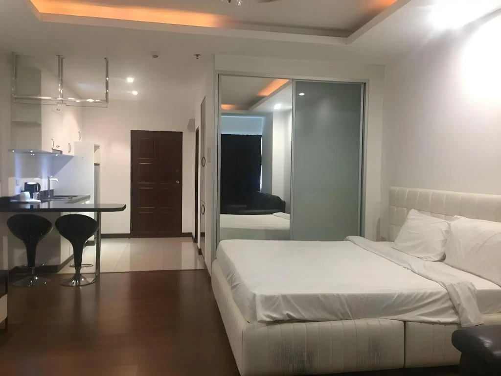 View Talay 6 Condominium by Honey — фото