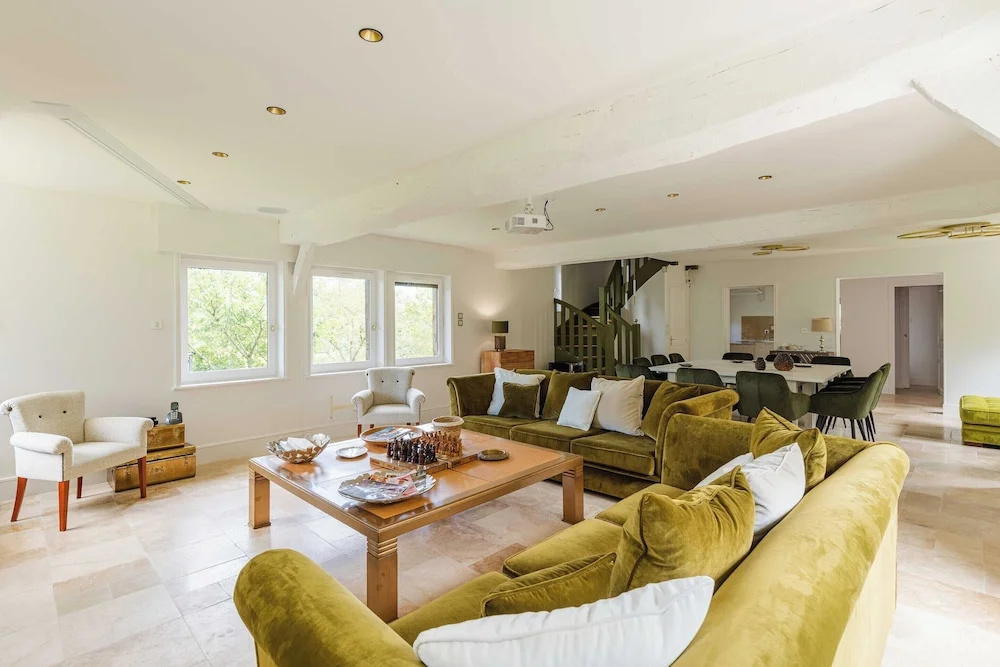 Voir la photo 3 — Haven of Peace With Heated Pool and Garden