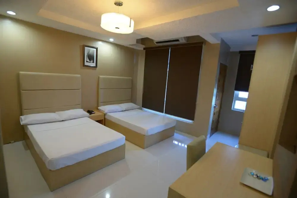 Standard Double room (full double bed)