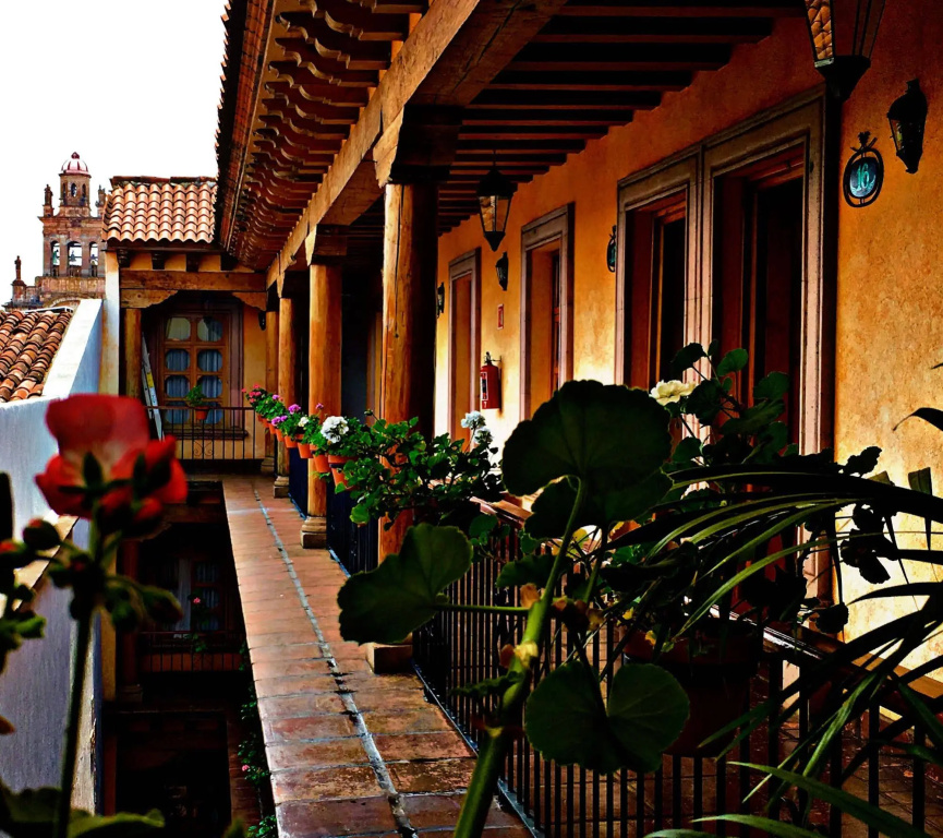 Stay at Hotel Refugio del Angel
