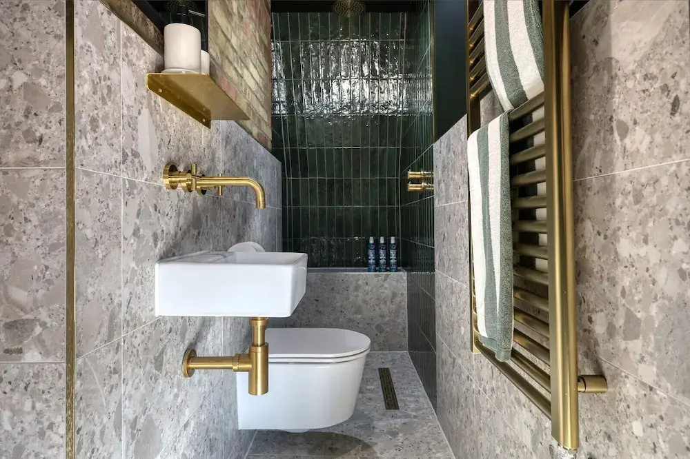 The Carlton Tavern Hotel — фото