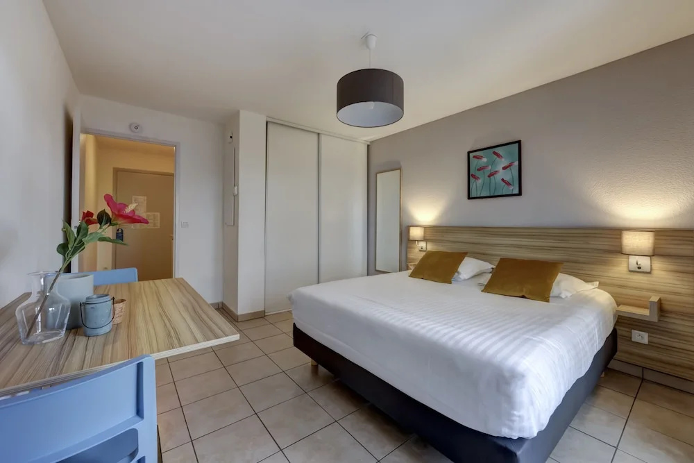 Comfort Aparthotel Divonne L'Oree du Parc - Chambres