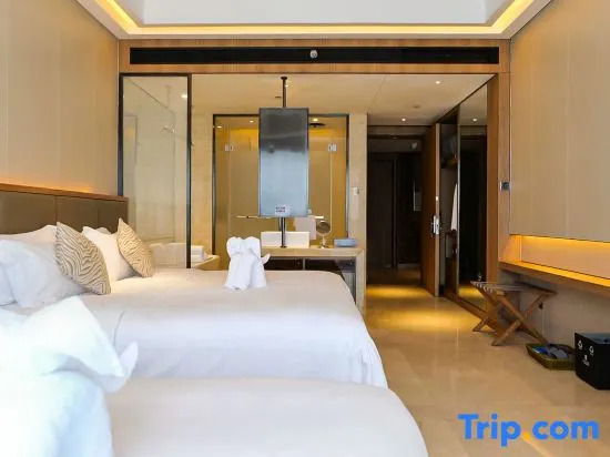 Трёхместный семейный номер Standard в Harman Resort Hotel Sanya