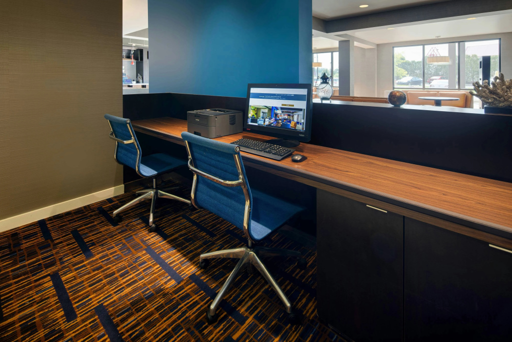 Courtyard by Marriott Grand Rapids Airport - Général