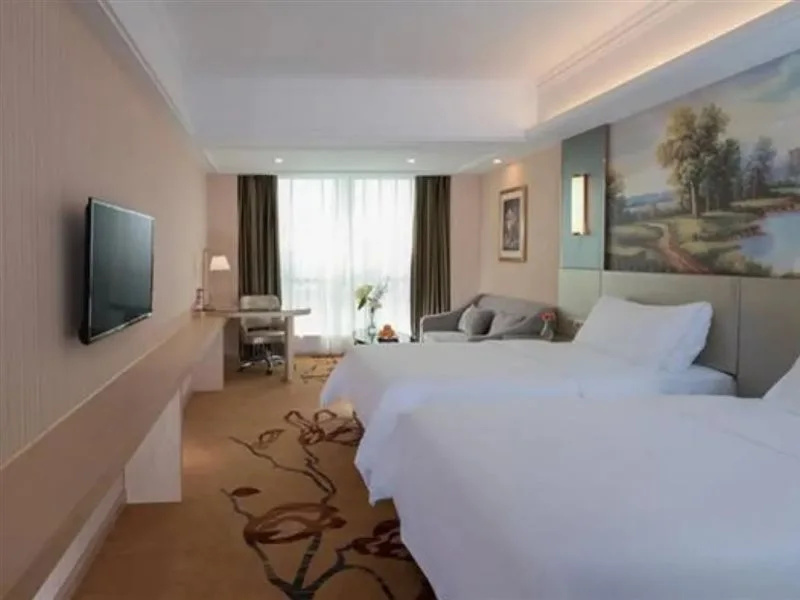 Vienna 3 Best Hotel (Guangzhou Xintang Shapu Avenue) — фото
