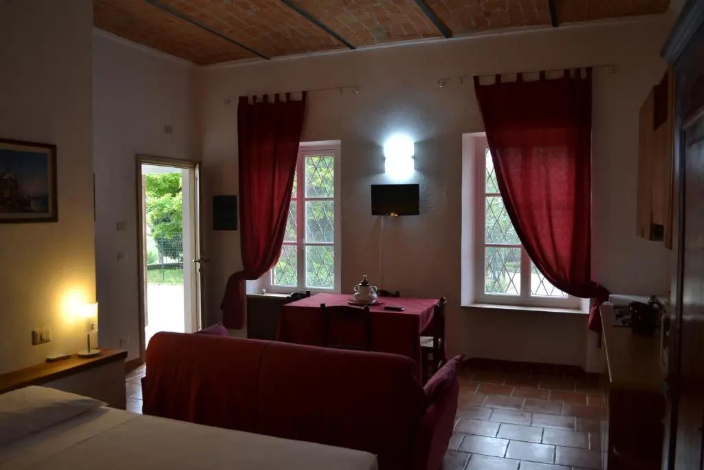 Studio with garden view
