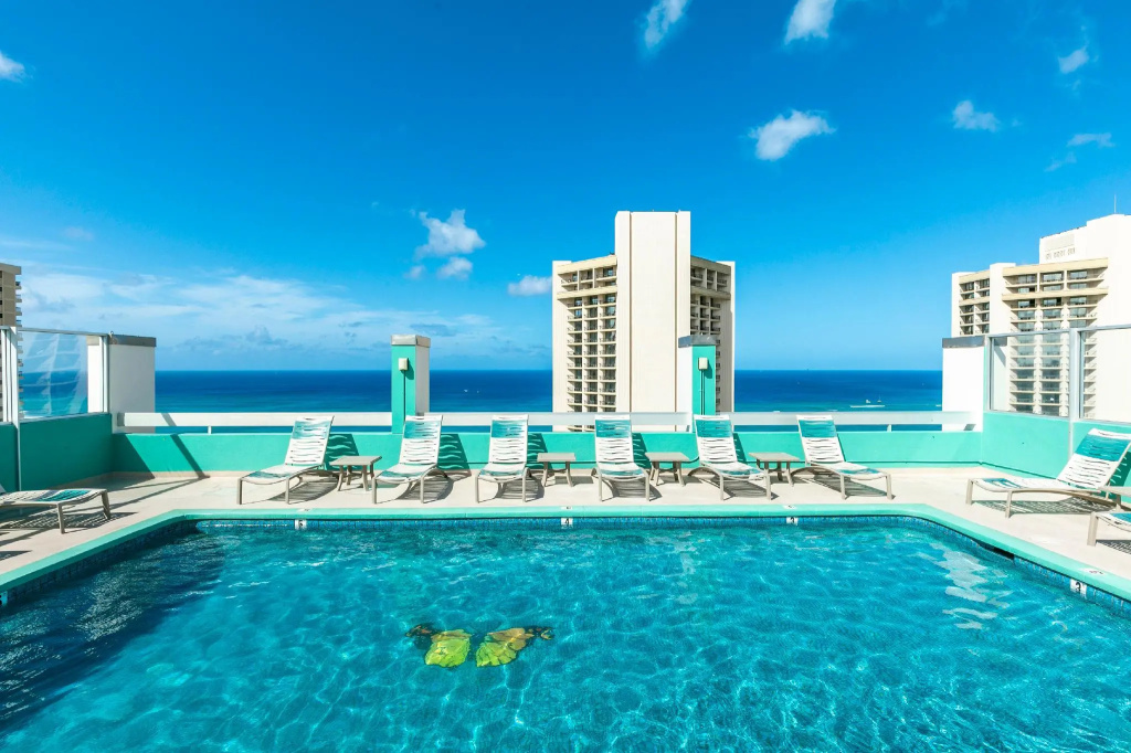 Pacific Monarch Hotel - Chambres