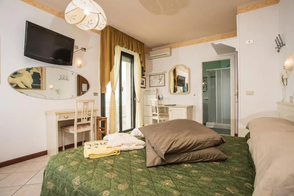 Hotel Byron - Chambres