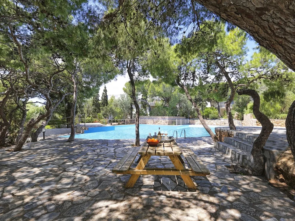 A 2BR Villa in Sounio with pool - фото 2