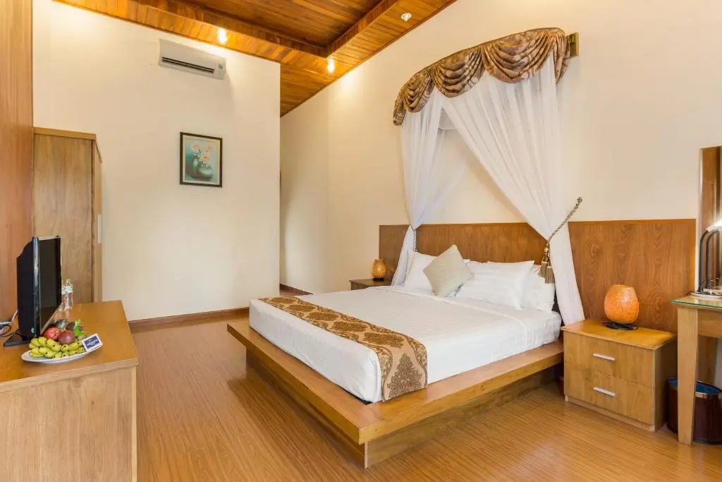 Deluxe Double room beachfront (full double bed)