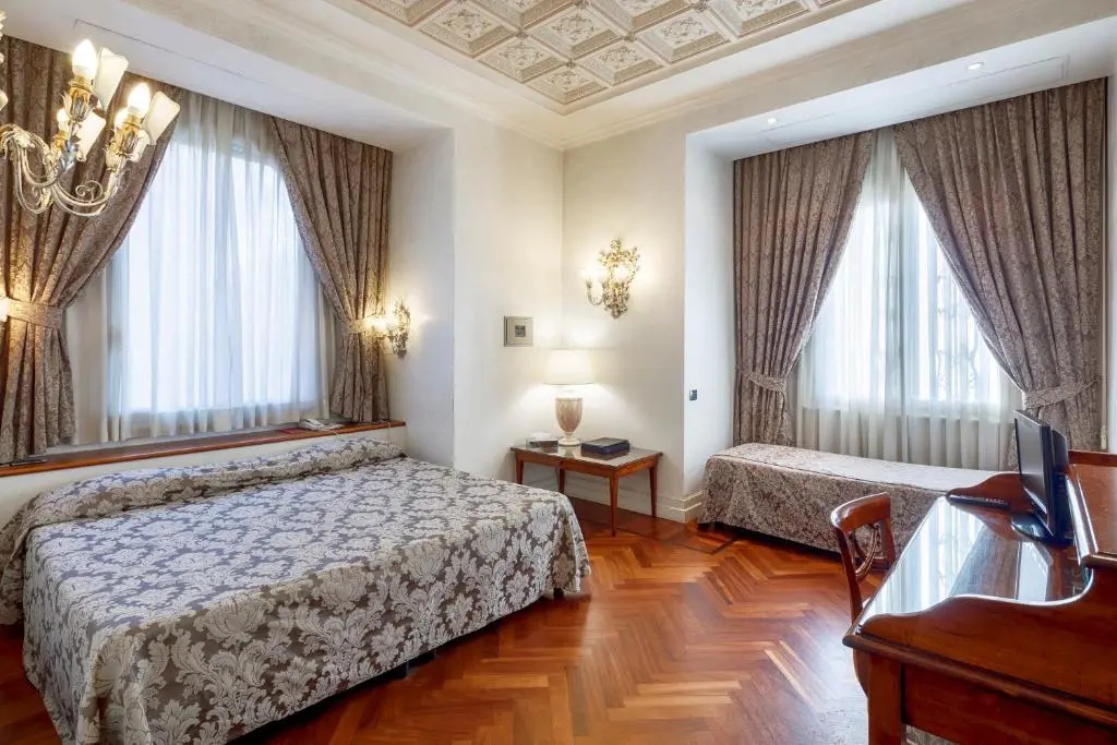 Classic Triple room