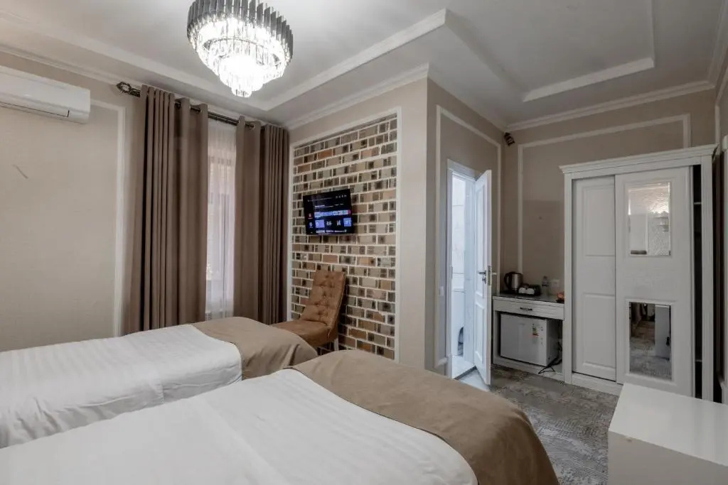 Deluxe Double room (twin beds)