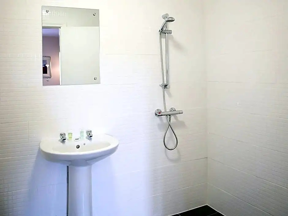 Cuttle Bridge Inn Hotel - Chambres