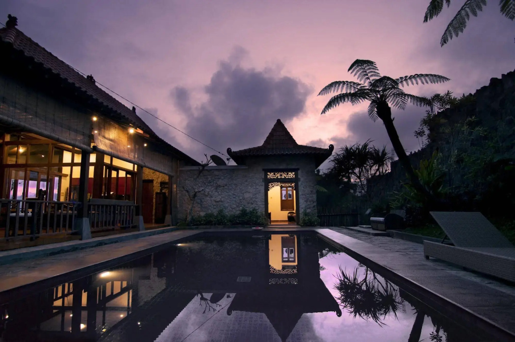 Villa Mulyono
