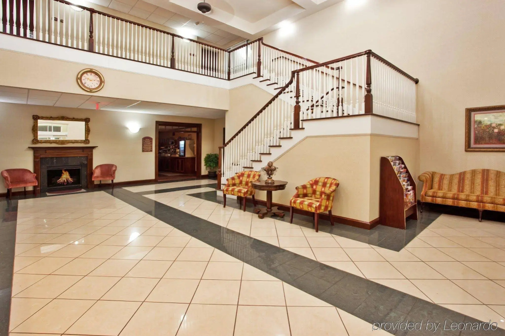 Holiday Inn Express Hotel & Suites Commerce-Tanger Outlets - Général