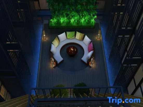 Balcony & Terrace