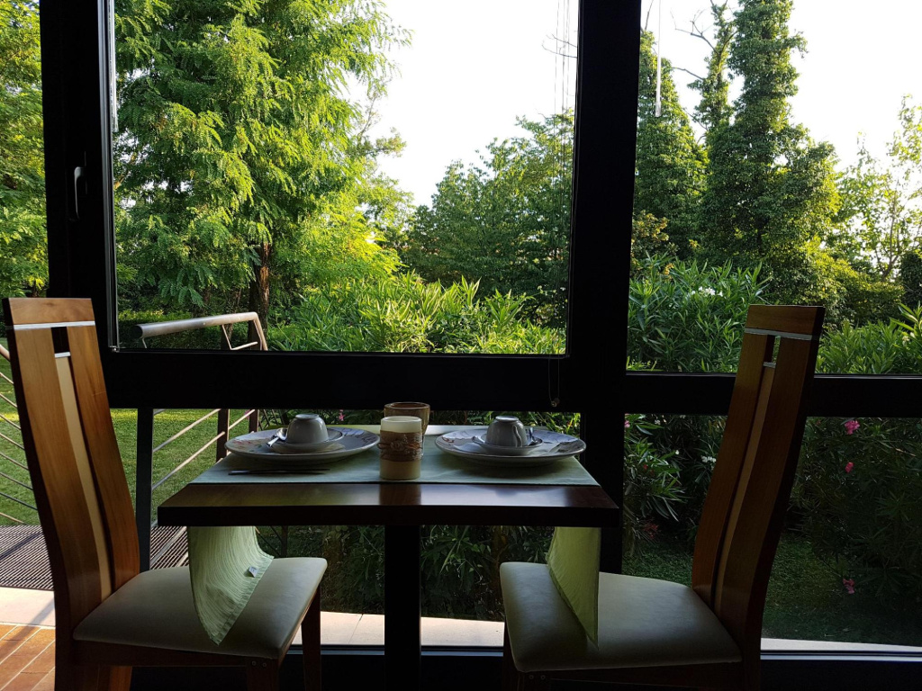 Balcony & Terrace