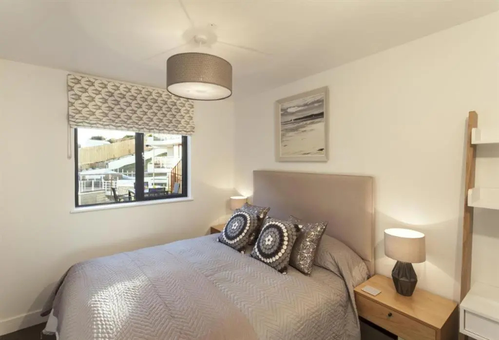 1 Middlecombe - Indoor Pool and 4 minute walk to Woolacombe Beach!