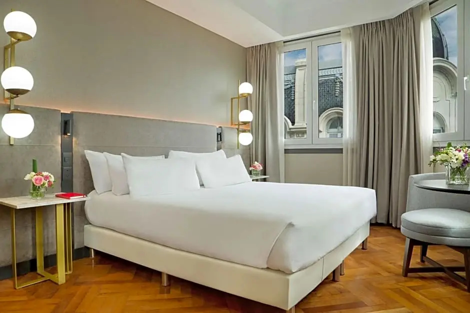 Premium Double room with view (full double bed)