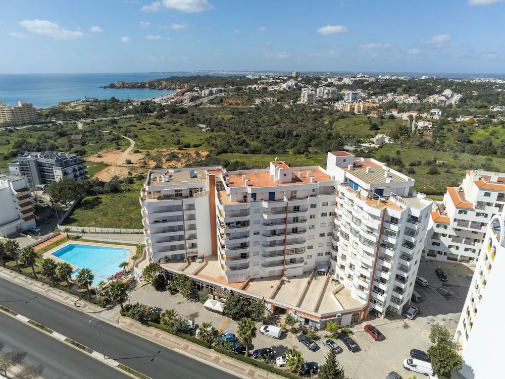 Vaumar Holiday Rentals - Beach & Pool