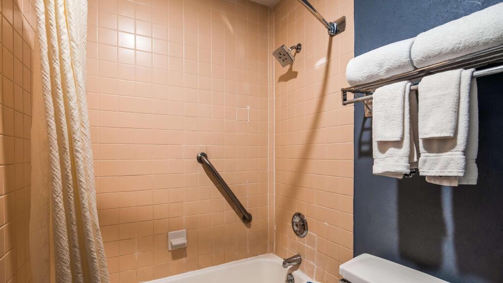 Best Western Elyon Colombo
