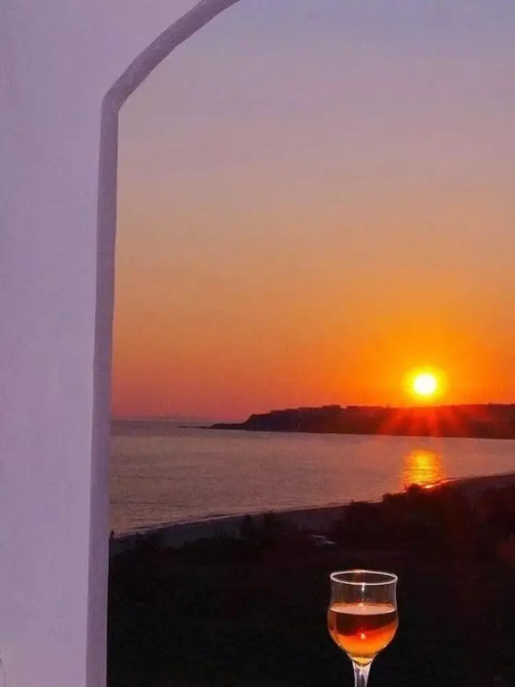Standard room with partial sea view