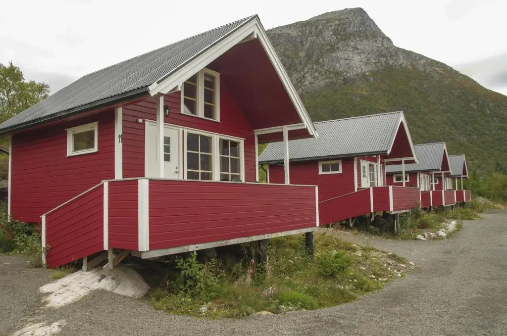 2 Bedrooms Cottage