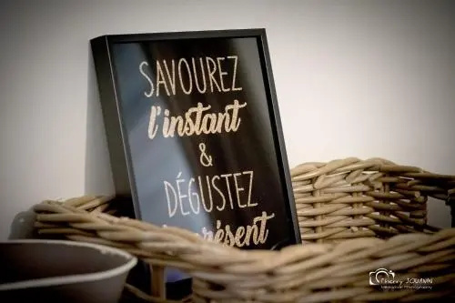 Food & Beverage