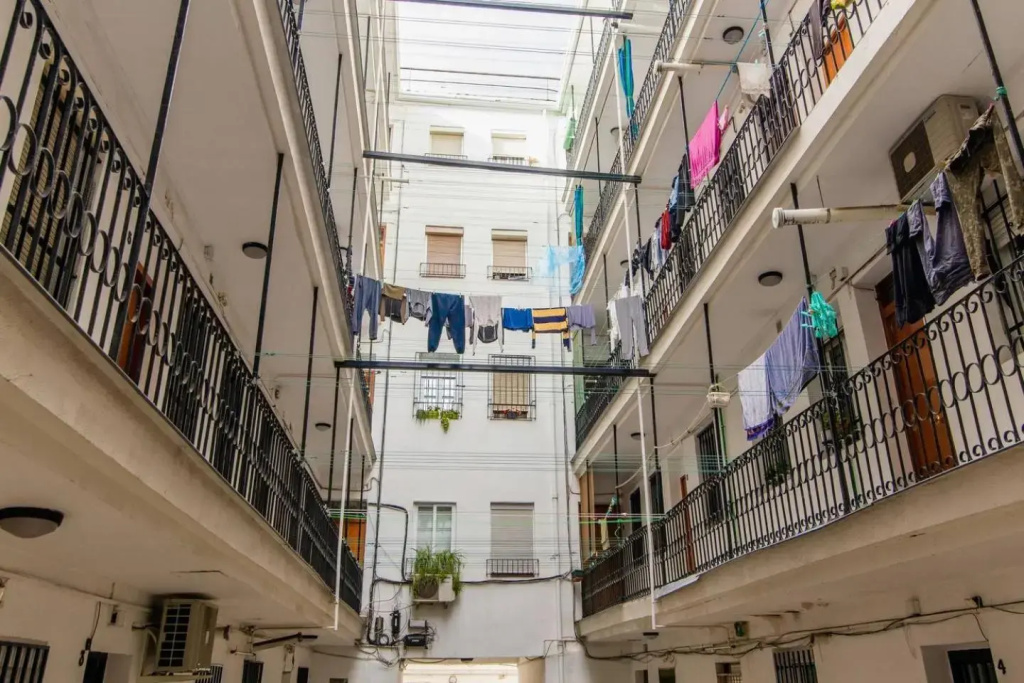 Cozy and modern apartment for 4 in Madrid