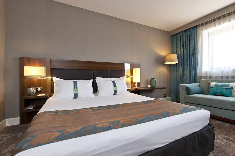 Premium room