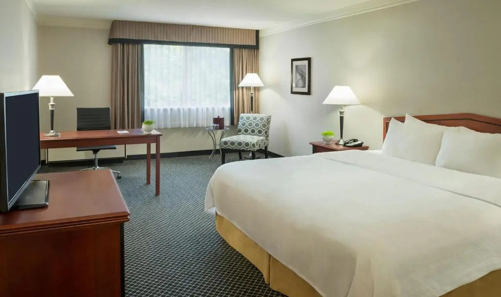 Toronto Don Valley Hotel and Suites - Chambres