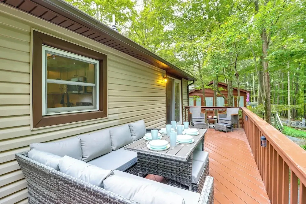 1 Mi to Lake, Golf & Ski Access: The Hideout Home!