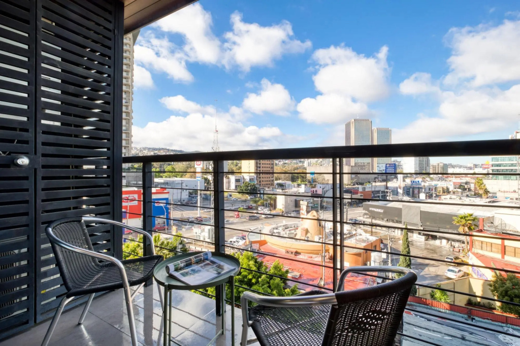 Balcony & Terrace