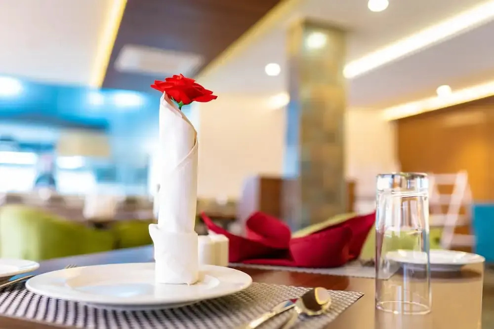 Food & Beverage