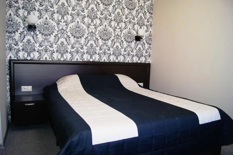 Double Junior Suite (full double bed)