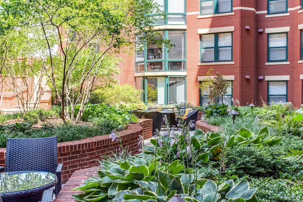 Heaven on Baltimore Harborfront Fully Furnished Apartments