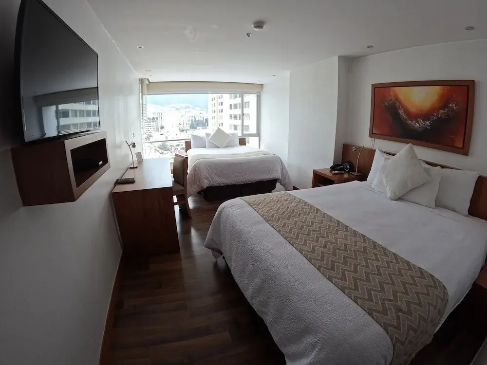 Deluxe Suite