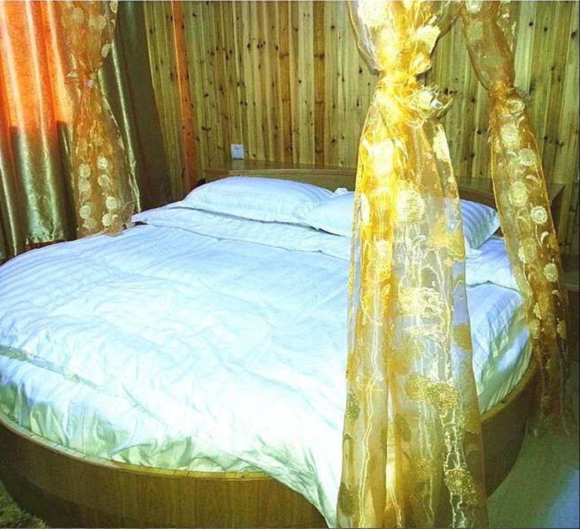 Wuzhen Zishizhai Guesthouse
