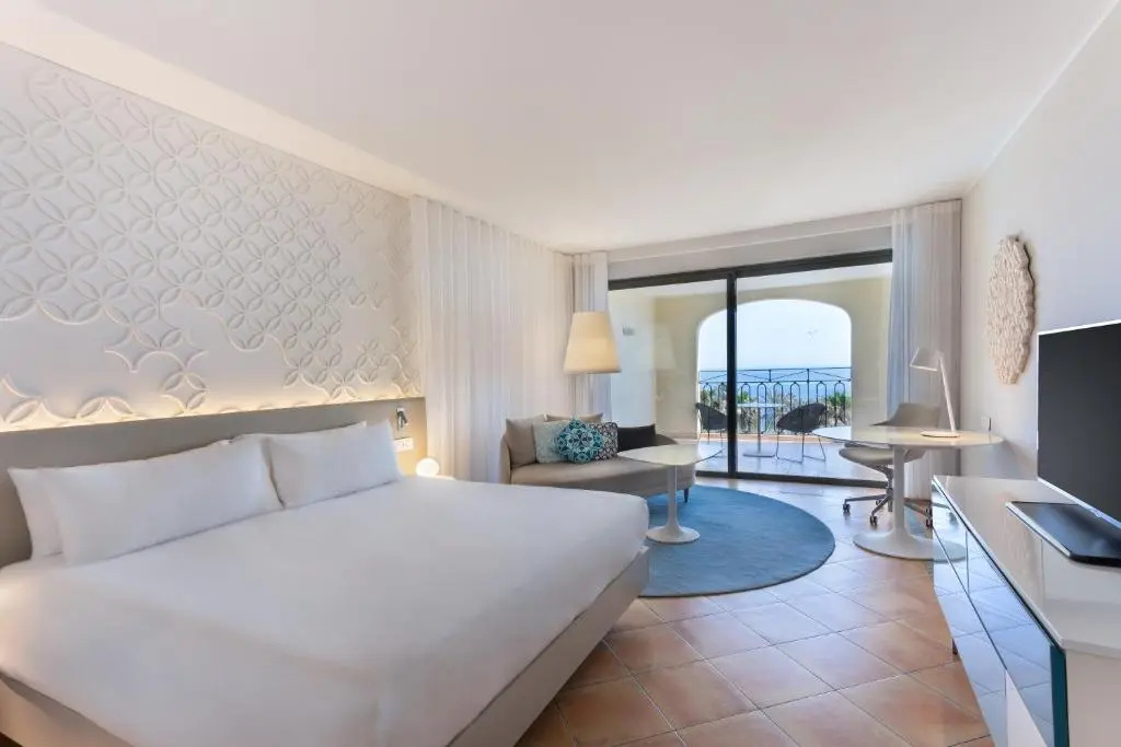 Executive Double room with sea view (full double bed)