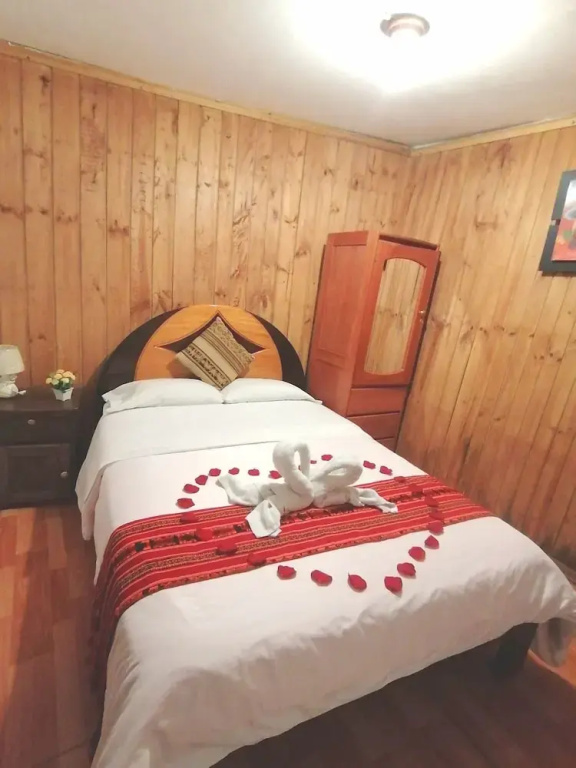 Classic Double room (full double bed)
