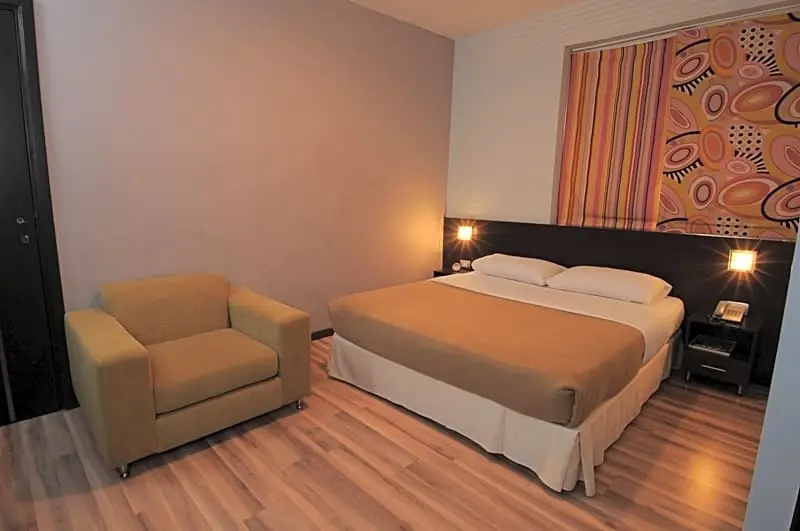Suite Hotel Chrome - Chambres