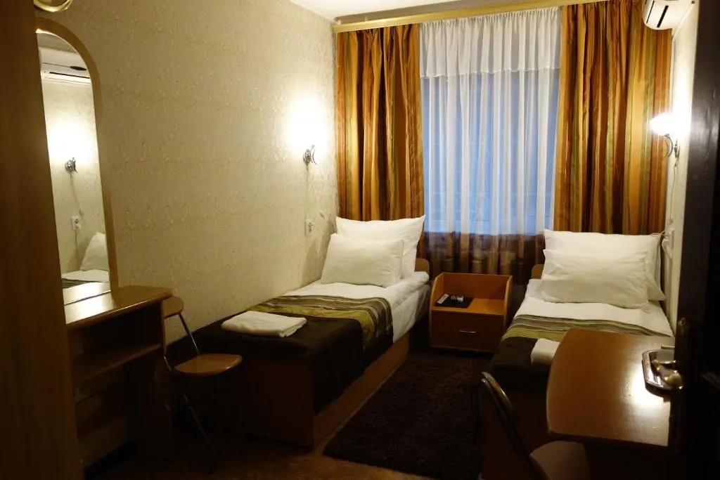 Economy Double room (twin beds)