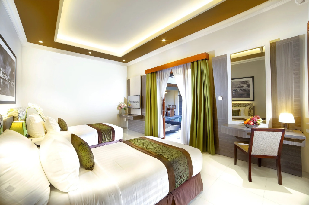 Отель The Banyumas Suite Villa Legian в Куте