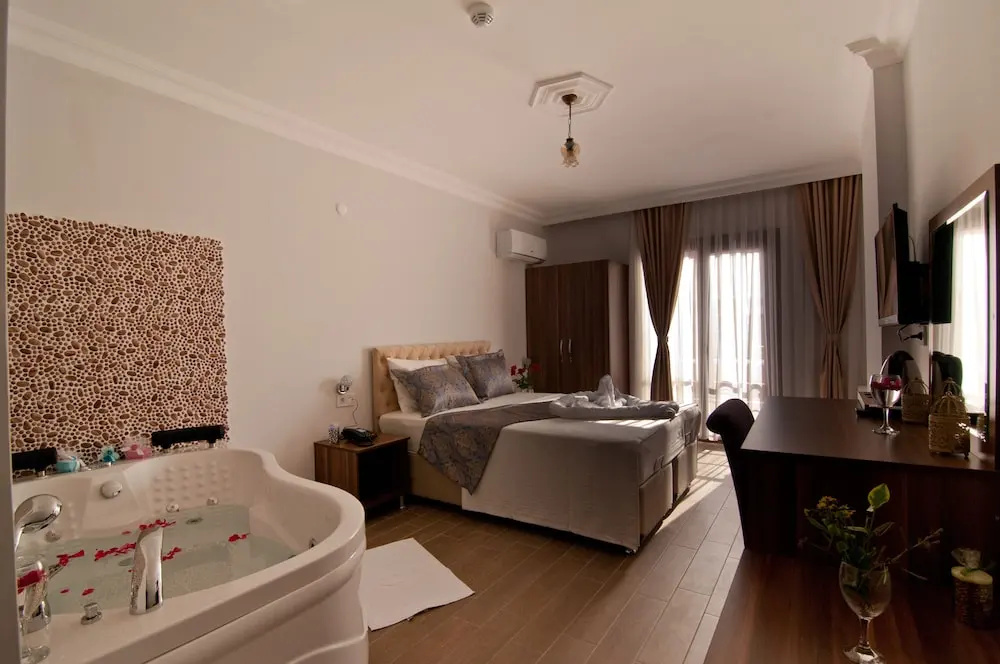 Defne Hotel — 2