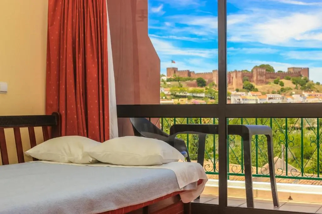 Hotel Colina Dos Mouros - Chambres