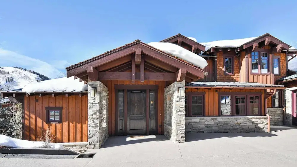 Ski-in Ski-out Deer Valley Hot Tub, Fire Pit, Views Silver Sun by Avantstay