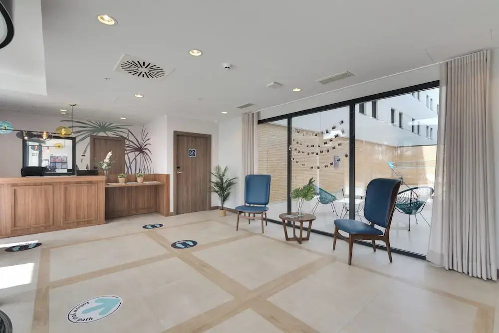 Livensa Living Salamanca Parking Free
